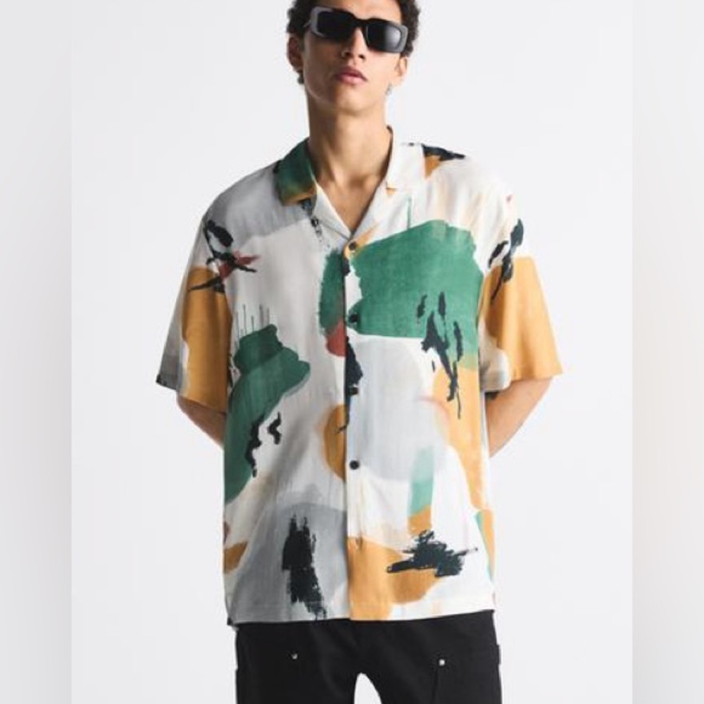 Zara Mens Graphic Multi-Color Button Up Short Sleeve Shirt